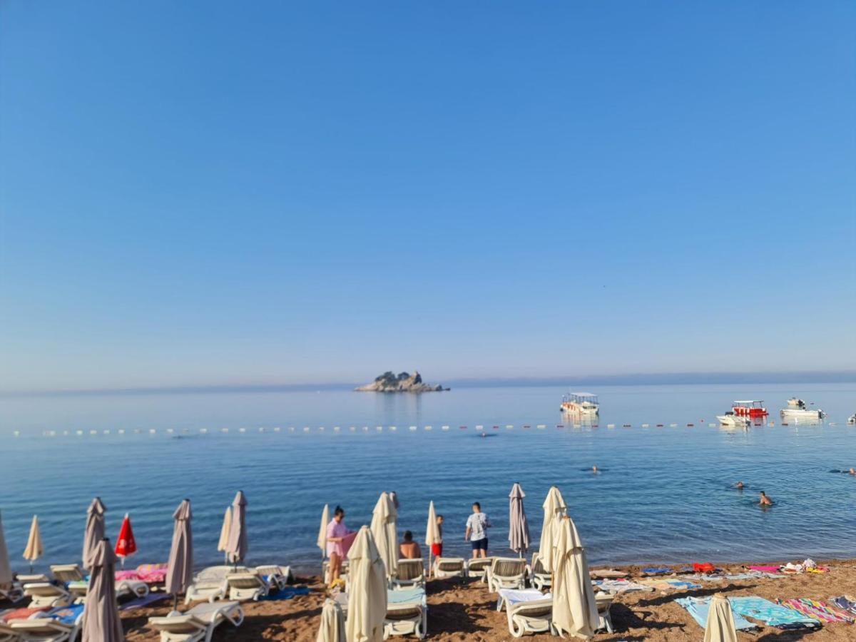 Casa Al Mare Petrovac, Montenegro المظهر الخارجي الصورة